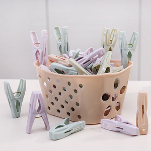 Plastic clothes <b>clips</b> with storage basket, windproof, suitable for drying underwear and socks, 30 pieces per pack. - Product Image 1