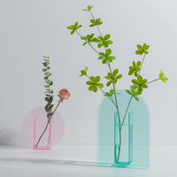 Vase acrylique nordique moderne Ins-Accent vase à fleurs artistique en forme de carré pour Arrangement hydroponique Table à manger créative