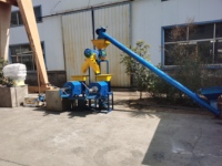 Kleine schaal 1-2t/u palmoliemoleninstallatie automatische palmvruchtenolie-extractiemachine te koop in Afrika