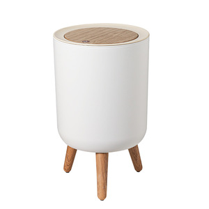 <span class=keywords><strong>Mini</strong></span> <span class=keywords><strong>Cestino</strong></span> in Plastica con Coperchio a Pressione e Gambe Alte per Soggiorno, Camera da Letto, Cucina e Ufficio - Product Image 1