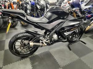 Moto Sportiva <span class=keywords><strong>Yamaha</strong></span> YZF-<span class=keywords><strong>R125</strong></span> 125cc <span class=keywords><strong>Usata</strong></span> di Qualità in Ottime Condizioni, Origine UK, Vendita all'Ingrosso al Miglior Prezzo - Product Image 4