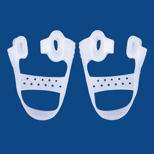 Séparateur d'orteils en gel flexible anti-usure à double trou Sangle de tension élastique pour gros pieds Séparateur d'orteils avec tension du pouce Valgus - Product Image 6