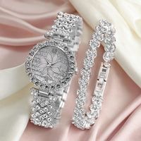 Jam Tangan Quartz Wanita Mewah dengan Dial Kecil Berlian dan Gelang Jam Tangan Quartz Berlian Kreatif untuk Wanita dengan Rantai Tangan
