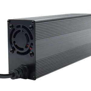 Conception gratuite pour <span class=keywords><strong>chargeur</strong></span> intelligent 12v <span class=keywords><strong>24v</strong></span> 36v 48v 60v 72v 84v <span class=keywords><strong>scooter</strong></span> vélo électrique batterie au lithium <span class=keywords><strong>chargeur</strong></span> de batterie au plomb - Product Image 5