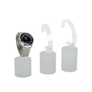 Juego de bloques de exhibición de reloj acrílico personalizado 3 piezas Muestre sus relojes con este versátil juego de bloques de exhibición de acrílico - Product Image 3