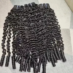 Fasci di capelli ricci eurasiatici di colore nero naturale capelli ricci birmani a spirale 100% riccio riccio grezzo