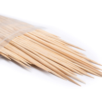 Bâtonnets de brochette en bambou poli jetables en vrac de couleur naturelle d'usine utilisation de barbecue de cuisine de haute qualité écologique