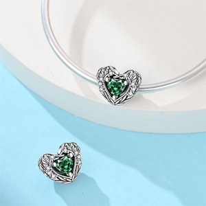 Colgante de latón blanco en forma de corazón, con incrustaciones de circonita, lleno de amor, el regalo perfecto para madres y familiares, joyería para mujer. - Product Image 6