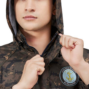 Imperméable camouflage Yafang pour homme avec fermeture éclair et boutons, poncho de randonnée une pièce pour adultes - Product Image 1