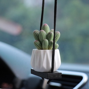 Adorno Colgante de Resina con Forma de Cactus para Coche, Decoración Interior para el Espejo Retrovisor - Product Image 3