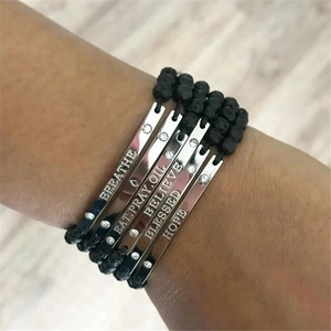 Bracelet d'<span class=keywords><strong>amitié</strong></span> unisexe personnalisé avec <span class=keywords><strong>citation</strong></span> inspirante positive « Respire librement, courage », barre gravée, cordon noir, longueur ajustable - Product Image 2