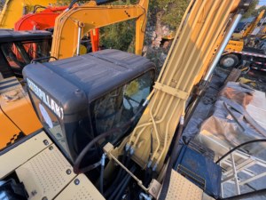 Excavatrice à godets Caterpillar 315D2 d'occasion, 15 tonnes, avec composants d'origine : moteur, pompe, PLC, boîte de vitesses, roulement - Product Image 6