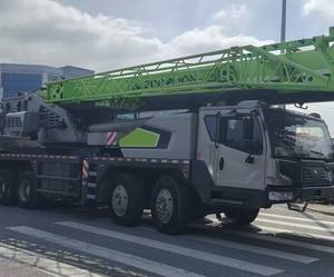 รถเครนไฮดรอลิกแบบยืดหดได้ 55 ตัน รถเครนซูมไลออนมือสอง 55 ตัน รุ่น ZTC550V รถเครนติดรถบรรทุกสำหรับขาย - Product Image 3