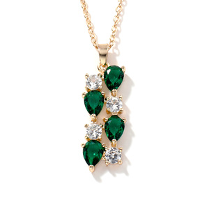 Collana con Pendente a Foglia Multicolore Mona in Zirconia AAA, Design Floreale Organico, Gioiello Regalo per Donne - Product Image 5
