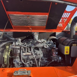 Pièces détachées pour mini-excavatrice modèle 2024 de 6 tonnes avec moteur, boîte de vitesses, pompe et roulement, fabriquées au Japon, à vendre - Product Image 6