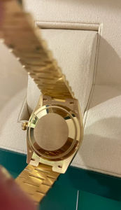 Reloj Automático de Lujo para Hombre de Primera Calidad, Caja Dorada Mecánica con Calendario y Visualización del Día, Personalizable, 18K, Amarillo - Product Image 5