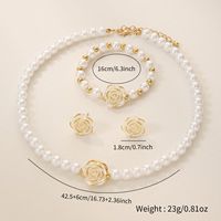 Ensemble de bijoux 3 pièces en fausses perles motif rose (collier, bracelet, boucles d'oreilles) FTS - Faible Commission Agent d'approvisionnement 1688 Expédition DDP