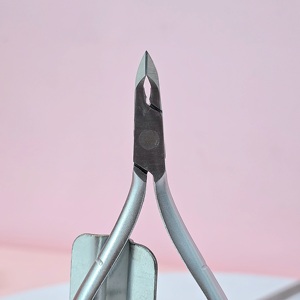Stainless Steel Cuticle Nippers 7 Mm Jaw Flat Shape Sharp Tip Durable <b>Nail</b> <b>Tool</b> for Finger Manicure - Product Image 2