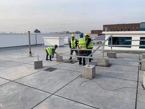 Nhôm năng lượng mặt trời <span class=keywords><strong>PV</strong></span> mặt đất gắn khung cấu trúc với vít mặt đất có thể điều chỉnh để cài đặt bảng điều khiển năng lượng mặt trời - Product Image 4