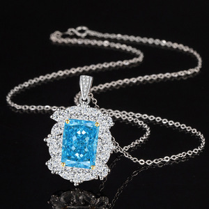 Pendentifs et Breloques Tendance en Cuivre Géométrique avec Zircon Coloré et Diamant à Haute Teneur en Carbone 10*14mm, Style Iced Out, Très Vendus sur TikTok - Product Image 3