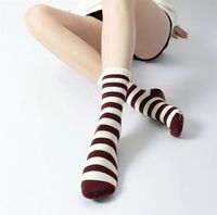 Chaussettes de yoga et de pilates rayées pour femmes avec logo personnalisé, antidérapantes, en coton, pour le sport, la danse, la barre, vente en gros, OEM, en vrac