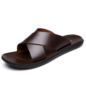 Estate nuovo abbigliamento Outdoor 45 pantofole da <span class=keywords><strong>uomo</strong></span> in <span class=keywords><strong>pelle</strong></span> versione coreana della tendenza sandali da <span class=keywords><strong>uomo</strong></span> infradito antiscivolo scarpe da spiaggia da <span class=keywords><strong>uomo</strong></span> - Product Image 5