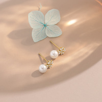 Boucles d'oreilles pendantes en acier inoxydable plaqué or 18 carats avec perles et zircons cubiques, motif fleur et trèfle, pour femme, délicates, idéales pour les fêtes, vente en gros, OEM
