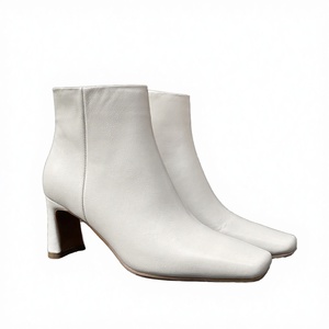 Botines de Mujer con Punta Cerrada, Estilo Coreano, Tacón Bajo, Color Blanco, para Invierno - Product Image 2