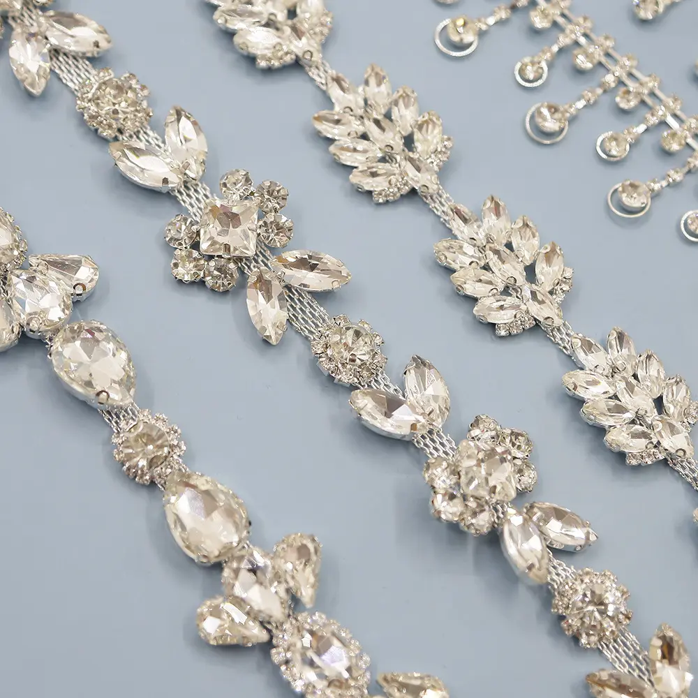ZSY, venta al por mayor, cadena de diamantes de imitación de cristal transparente, adorno de flecos, disfraz de lujo, vestido de novia, apliques, accesorios