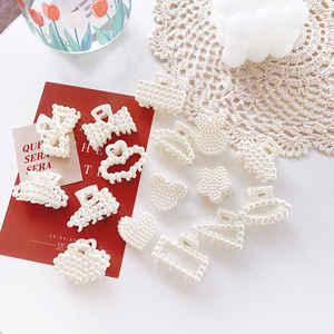 Petite pince à cheveux rétro française en perles pour femmes, style influenceur Instagram, pince élégante pour frange, pince mignonne de style coréen. - Product Image 1