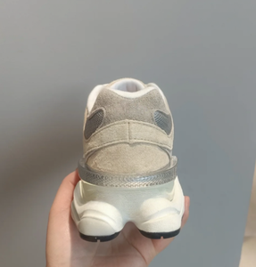 Nuove <span class=keywords><strong>Scarpe</strong></span> Sportive <span class=keywords><strong>da</strong></span> Uomo di Lusso Firmate 9060 alla Moda Casual Leggere e Traspiranti in Vera Pelle e Rete per Fitness - Product Image 4