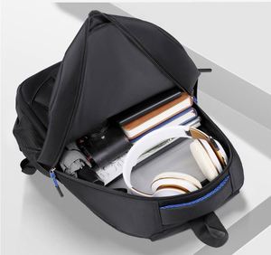 Sac à dos de voyage multifonctionnel pour homme avec logo personnalisé, fermeture éclair, sac pour ordinateur portable de loisirs pour le campus et les voyages en plein air - Product Image 5