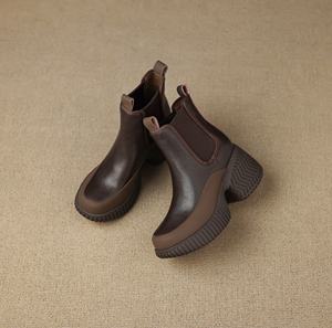 Bottines courtes en cuir à lacets et talons hauts, à semelle souple, style rétro décontracté, matures et à la mode, polyvalentes - Product Image 2