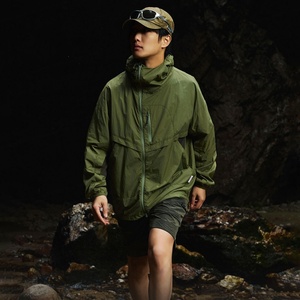 Servicio OEM, Chaquetas Cortavientos Impermeables con Protección Solar UPF50+ para Hombre, Fabricante de Ropa para Exteriores, Material de Nailon y Elastano - Product Image 1