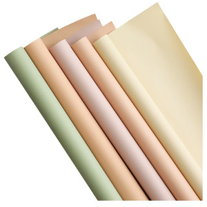 Embalaje para Floristería Papel de Envoltura Impermeable para Ramo de Flores Estilo Coreano con Borde Dorado Venta al por Mayor Barato - Product Image 4