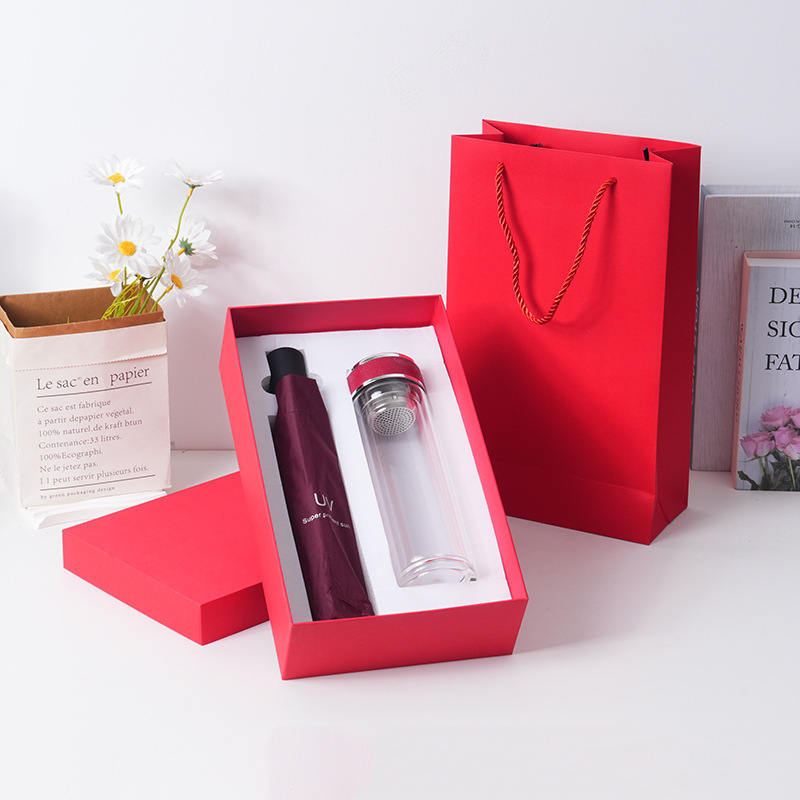 Coffret rouge avec tasse en verre parapluie automatique