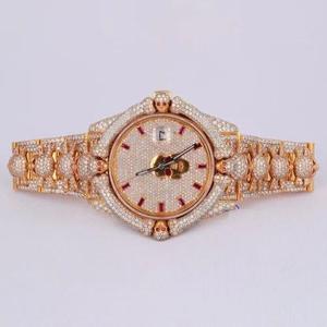 Montre classique à quartz avec pierres de moissanite étincelantes, conçue pour une résistance, un luxe et une précision de qualité supérieure - Product Image 1