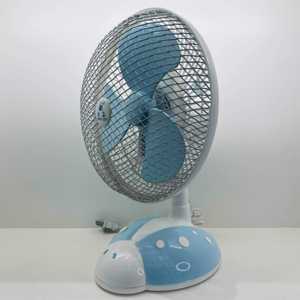 Nuevo <span class=keywords><strong>ventilador</strong></span> <span class=keywords><strong>de</strong></span> abrazadera <span class=keywords><strong>de</strong></span> vehículo eléctrico <span class=keywords><strong>de</strong></span> ahorro <span class=keywords><strong>de</strong></span> energía portátil <span class=keywords><strong>de</strong></span> alta calidad 220v 3 hojas - Product Image 4