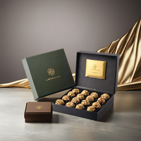 Emballage de livre de type livre pour chocolats en papier rigide PET UV mat pour mariage personnalisé de luxe pour fêtes de fin d'année en relief coffret cadeau