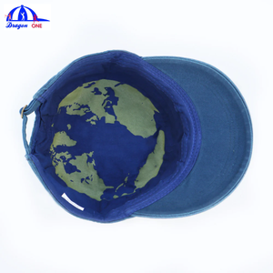 Cappello Cadet Vintage Personalizzato con Applicazione Ricamata della Mappa del Mondo, Cappello a Tesa Piatta in Cotone Lavato, Cappello Utility con Patchwork - Product Image 2