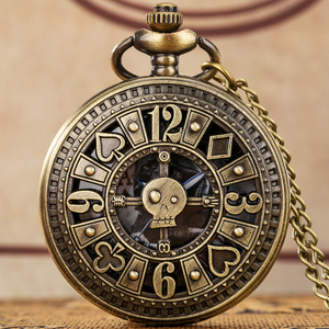 Reloj de Bolsillo con Cadena y Colgante Antiguo de Cuarzo con Caja de Metal Bronce con Diseño de Póker y Esfera con Diseño de Muerte - Product Image 5