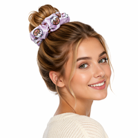 Fabricant BSCI FAMA de scrunchies personnalisés en satin avec impression de logo, bandeaux pour cheveux