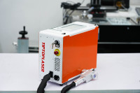 Derniers produits 2024 50w sac à dos laser machine de nettoyage de pierre tour pour pistolets à peinture en métal lavage broderie briquet polissage