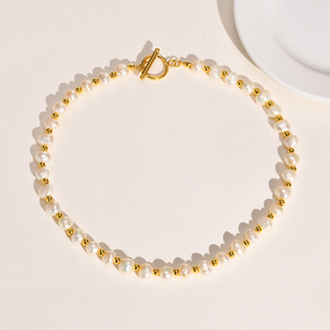 Bijoux minimalistes perles en acier inoxydable plaqué or 6mm véritable collier de perles irrégulières collier de perles d'eau douce pour les femmes