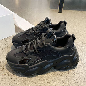 Vente directe d'usine, vente en gros, nouvelle conception, sans marque, logo personnalisé, <span class=keywords><strong>chaussures</strong></span> de sport décontractées pour femmes de haute qualité à <span class=keywords><strong>bon</strong></span> <span class=keywords><strong>prix</strong></span> - Product Image 2