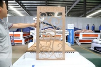 Outils linéaires automatiques à 3 axes pour le changement de broche ATC Routeur CNC Machine à sculpter le bois pour porte d'armoire de cuisine en bois
