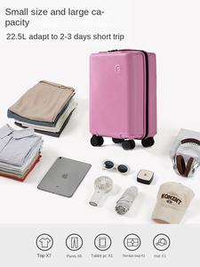 מזוודת טרולי קטנה וקלת משקל לילדים, 14 אינץ', מחומר PC, במגוון צבעים עם מנעול TSA - Product Image 4