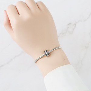 Popular broche de latón blanco con circonita en forma de corazón FOREVER, accesorio colgante DIY para pulseras de mujer. - Product Image 6