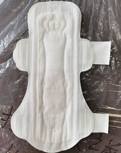 Reacondicionado 90% nueva máquina de fabricación de almohadillas sanitarias usadas de China máquina automática de servilletas de segunda mano para mujeres - Product Image 5