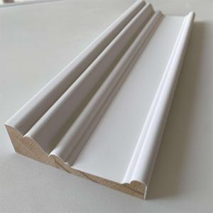 Moulures de plafond en bois de pin blanc apprêté au design moderne, durables et écologiques pour hôtels - Product Image 1